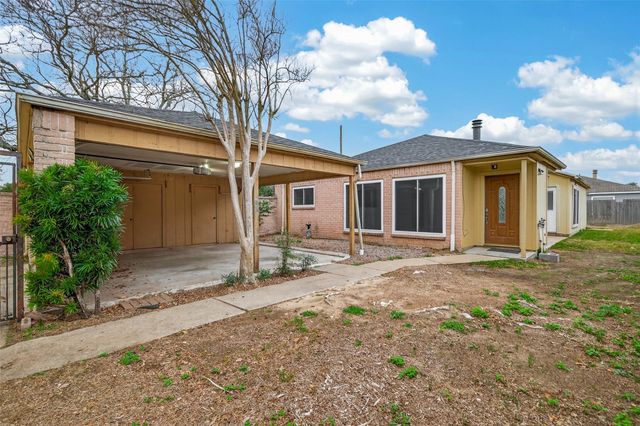 15818 Alta Mar Drive, Houston, TX 77083