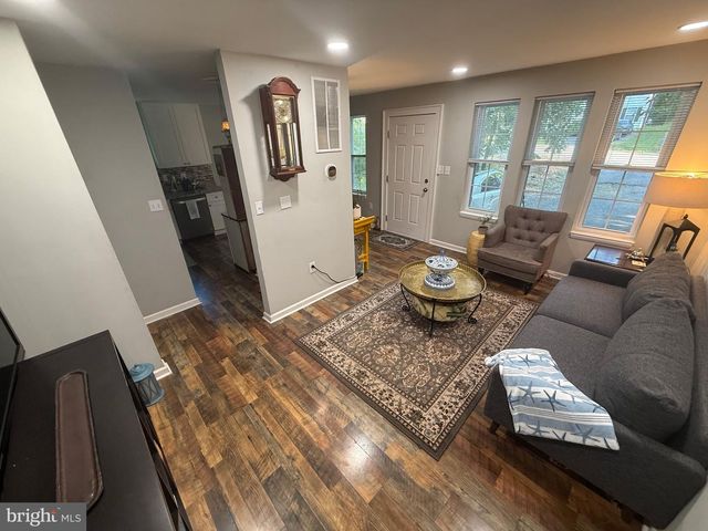729 SPRUCE DR, Lusby, MD 20657