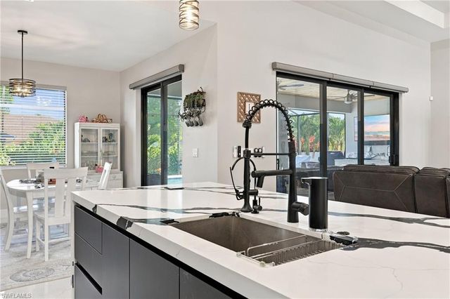 3729 SW 3rd TER, Cape Coral, FL 33991