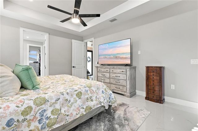 3729 SW 3rd TER, Cape Coral, FL 33991