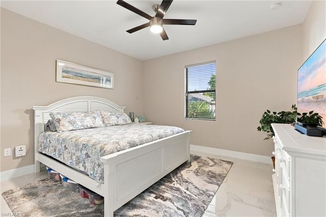 3729 SW 3rd TER, Cape Coral, FL 33991