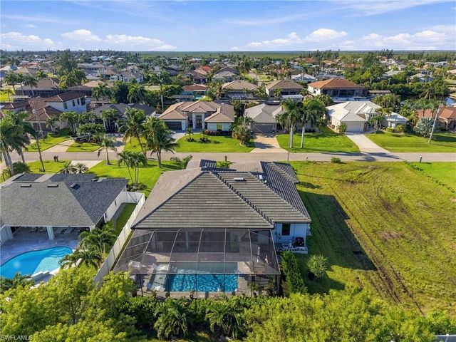 3729 SW 3rd TER, Cape Coral, FL 33991