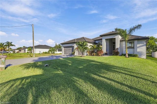 3729 SW 3rd TER, Cape Coral, FL 33991
