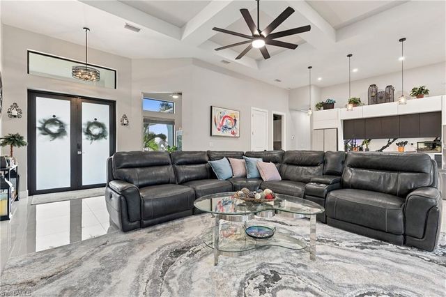 3729 SW 3rd TER, Cape Coral, FL 33991