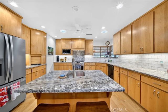 4872 N Arcade, Fresno, CA 93704