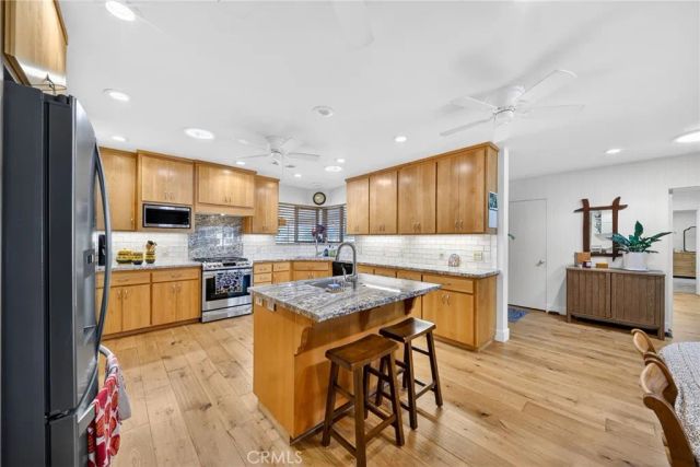 4872 N Arcade, Fresno, CA 93704