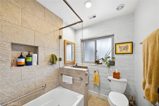 4872 N Arcade, Fresno, CA 93704