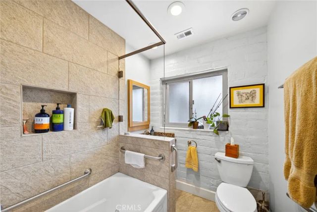 4872 N Arcade, Fresno, CA 93704