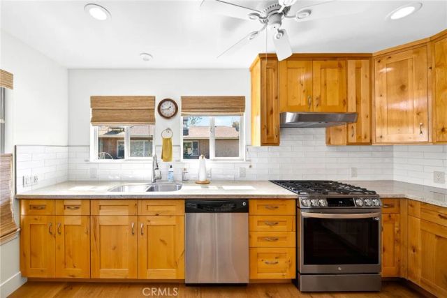 4872 N Arcade, Fresno, CA 93704