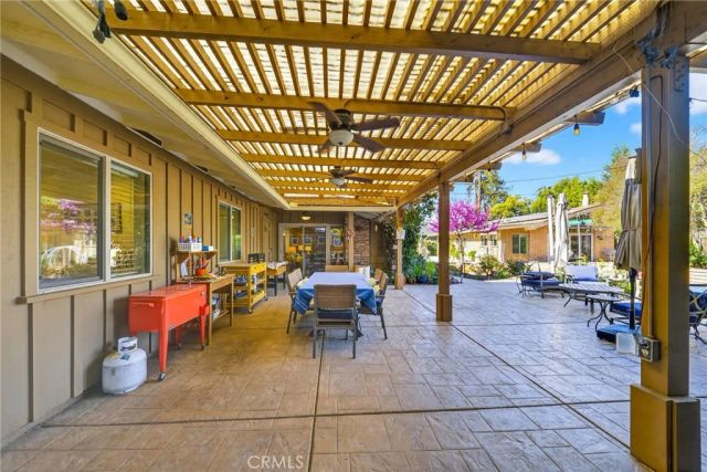 4872 N Arcade, Fresno, CA 93704