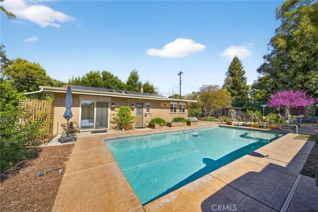 4872 N Arcade, Fresno, CA 93704