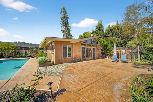 4872 N Arcade, Fresno, CA 93704