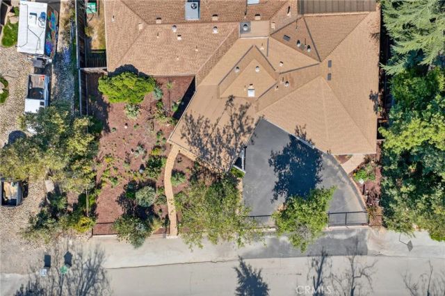 4872 N Arcade, Fresno, CA 93704