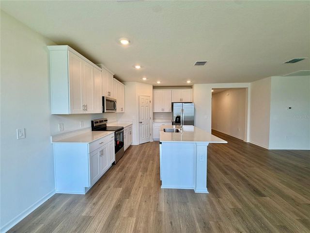 5013 KAIA AVENUE, Winter Haven, FL 33884