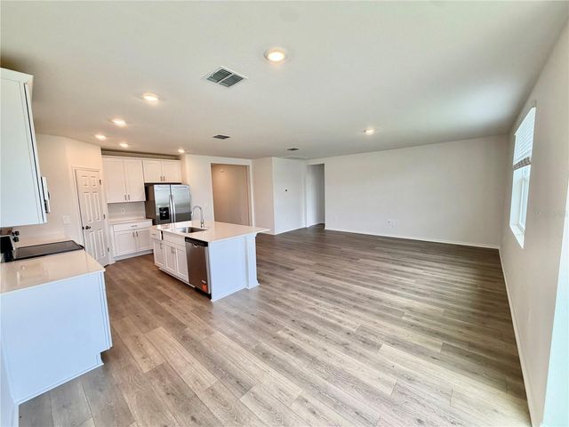 5013 KAIA AVENUE, Winter Haven, FL 33884