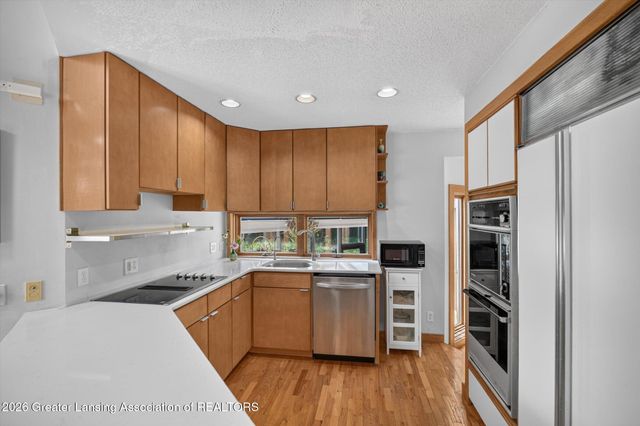 1231 Jolly Road, Okemos, MI 48864