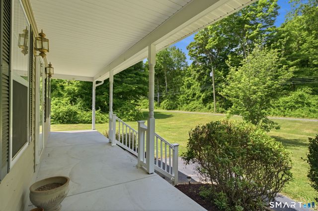 50 Hoskins Road, Bloomfield, CT 06002
