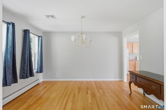 50 Hoskins Road, Bloomfield, CT 06002