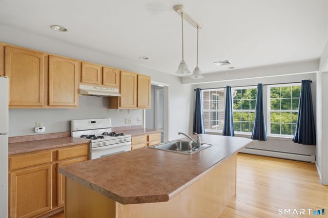 50 Hoskins Road, Bloomfield, CT 06002