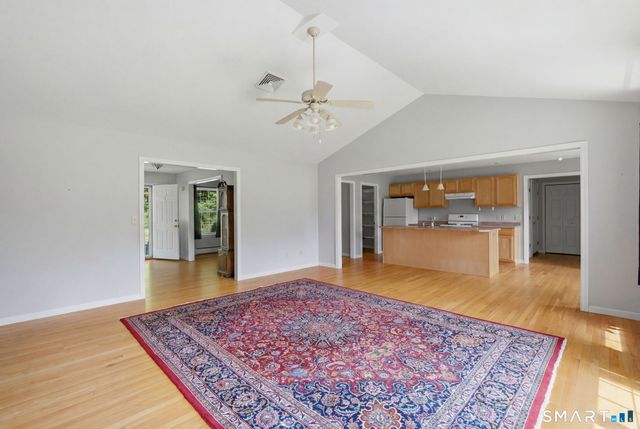 50 Hoskins Road, Bloomfield, CT 06002