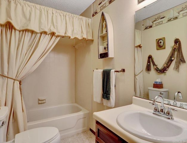 105 Long Island Bay Apt 1A, Hot Springs, AR 71913