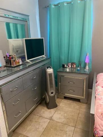 1810 W 56th St 3414, Hialeah, FL 33012