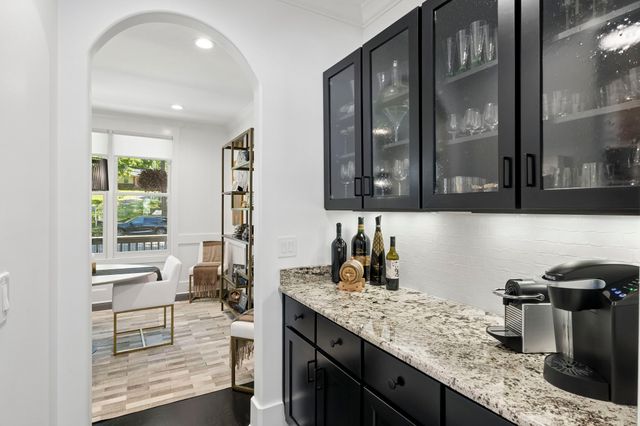 2409 Vaulx Ln, Nashville, TN 37204