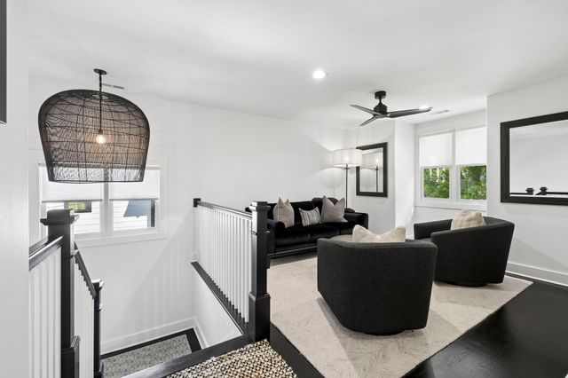 2409 Vaulx Ln, Nashville, TN 37204