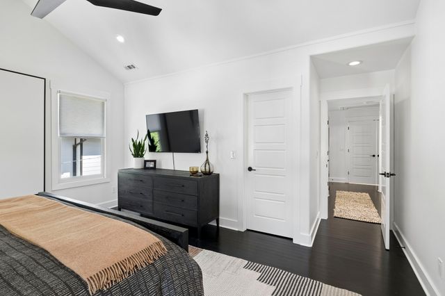 2409 Vaulx Ln, Nashville, TN 37204