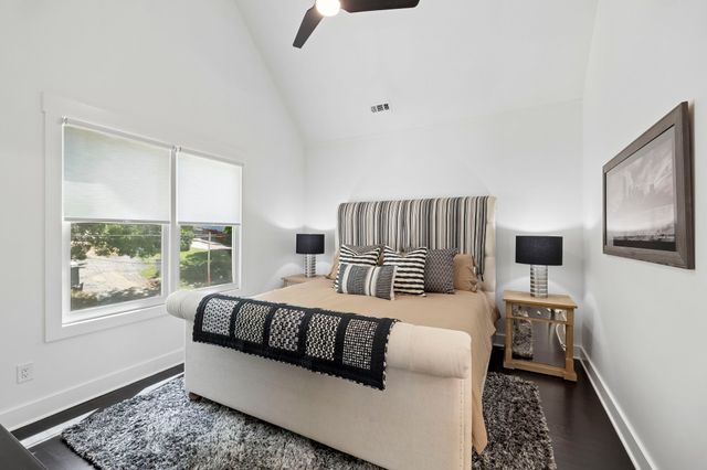 2409 Vaulx Ln, Nashville, TN 37204