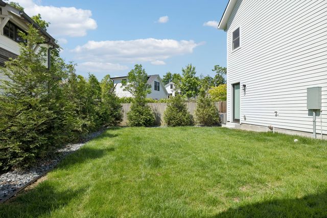 2409 Vaulx Ln, Nashville, TN 37204