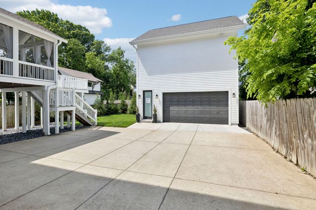 2409 Vaulx Ln, Nashville, TN 37204