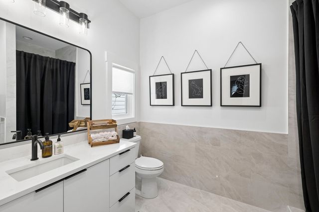 2409 Vaulx Ln, Nashville, TN 37204