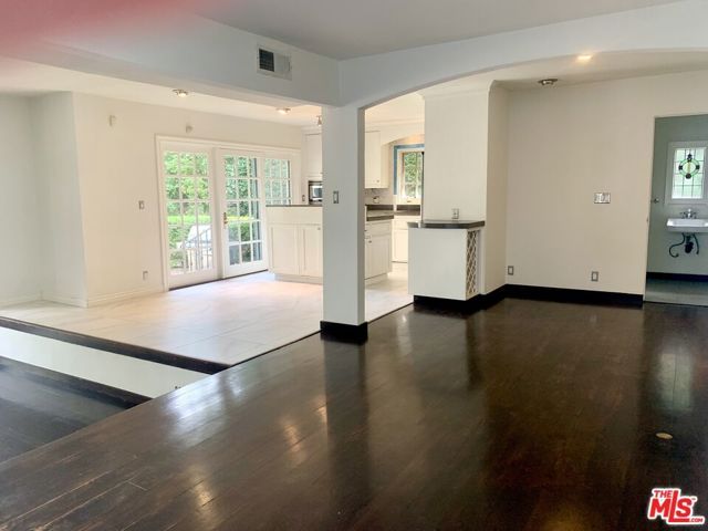 10216 Cielo Drive, Other - See Remarks, CA 90210