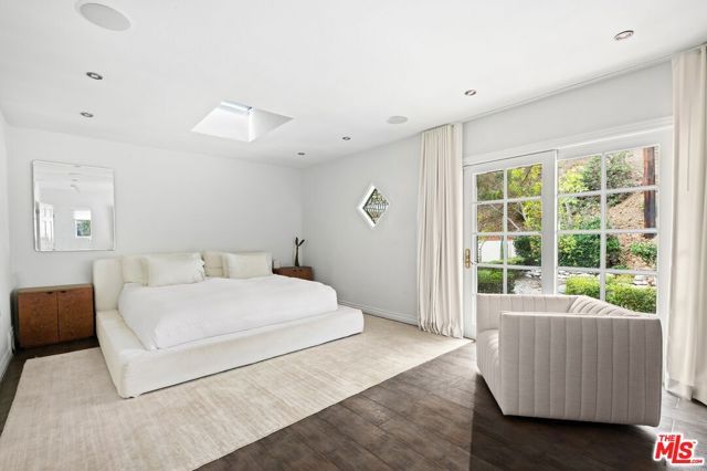 10216 Cielo Drive, Other - See Remarks, CA 90210