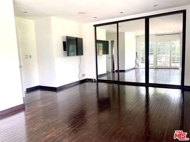 10216 Cielo Drive, Other - See Remarks, CA 90210