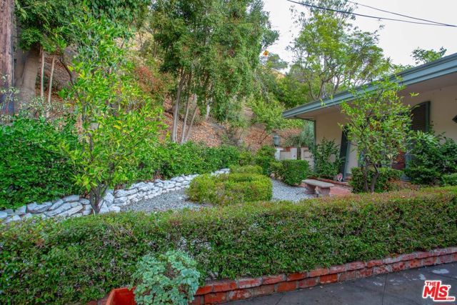 10216 Cielo Drive, Other - See Remarks, CA 90210