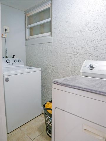 10715 64TH AVE, Seminole, FL 33772