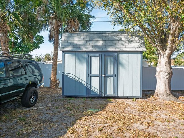 10715 64TH AVE, Seminole, FL 33772