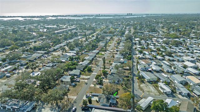 10715 64TH AVE, Seminole, FL 33772