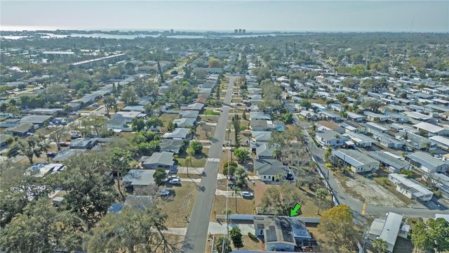 10715 64TH AVE, Seminole, FL 33772