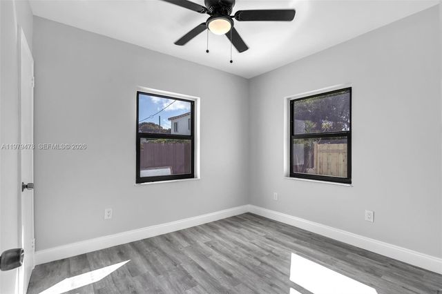 130 SW 31st Ct 1, Miami, FL 33135