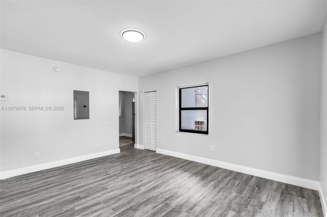 130 SW 31st Ct 1, Miami, FL 33135