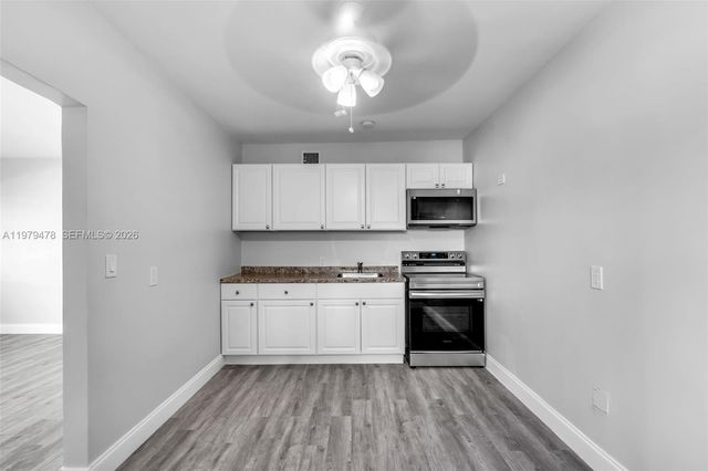 130 SW 31st Ct 1, Miami, FL 33135