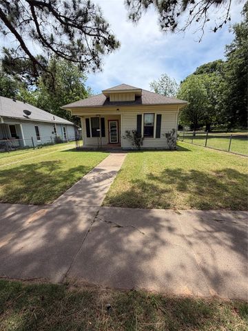 918 W Morgan Street, Denison, TX 75020