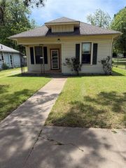 918 W Morgan Street, Denison, TX 75020