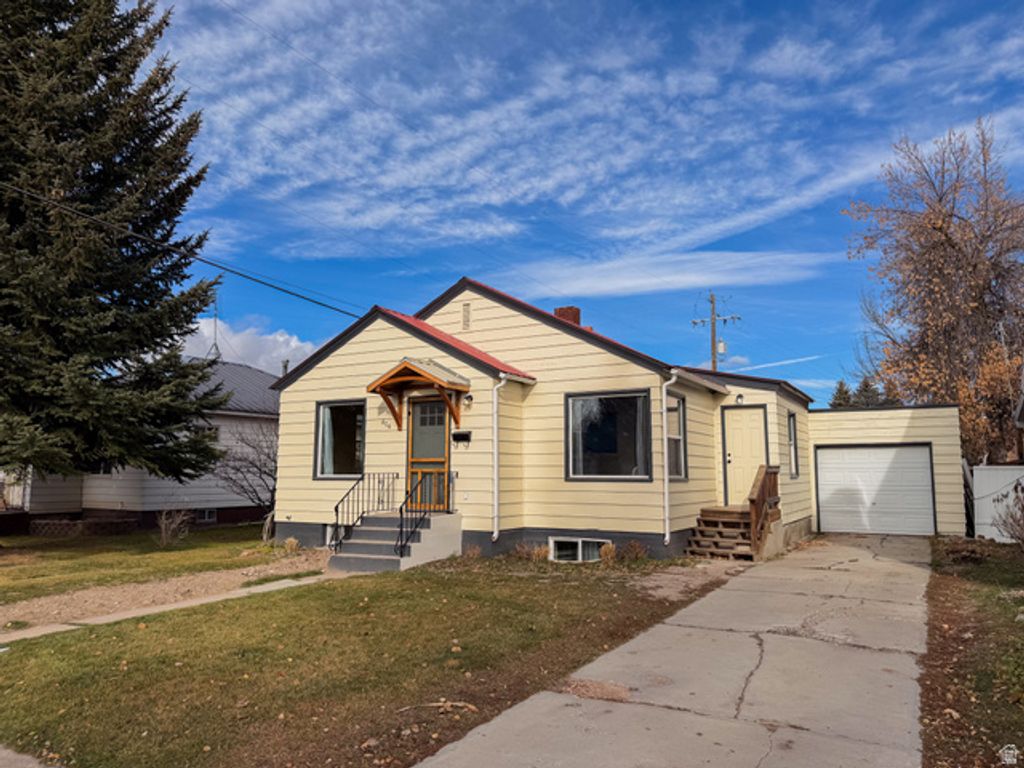 616 JEFFERSON ST, Montpelier, ID 83254