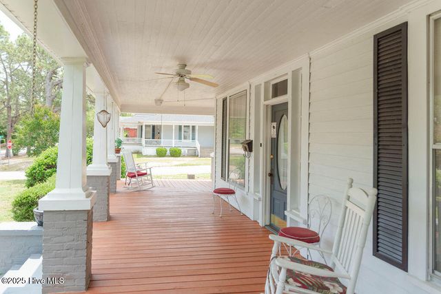 203 Minturn Avenue, Hamlet, NC 28345