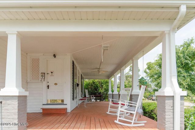 203 Minturn Avenue, Hamlet, NC 28345