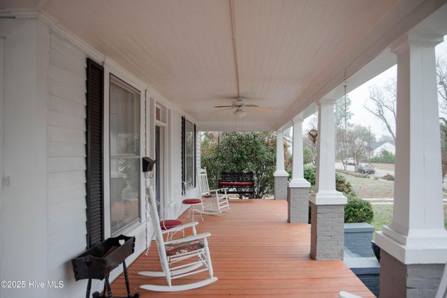 203 Minturn Avenue, Hamlet, NC 28345